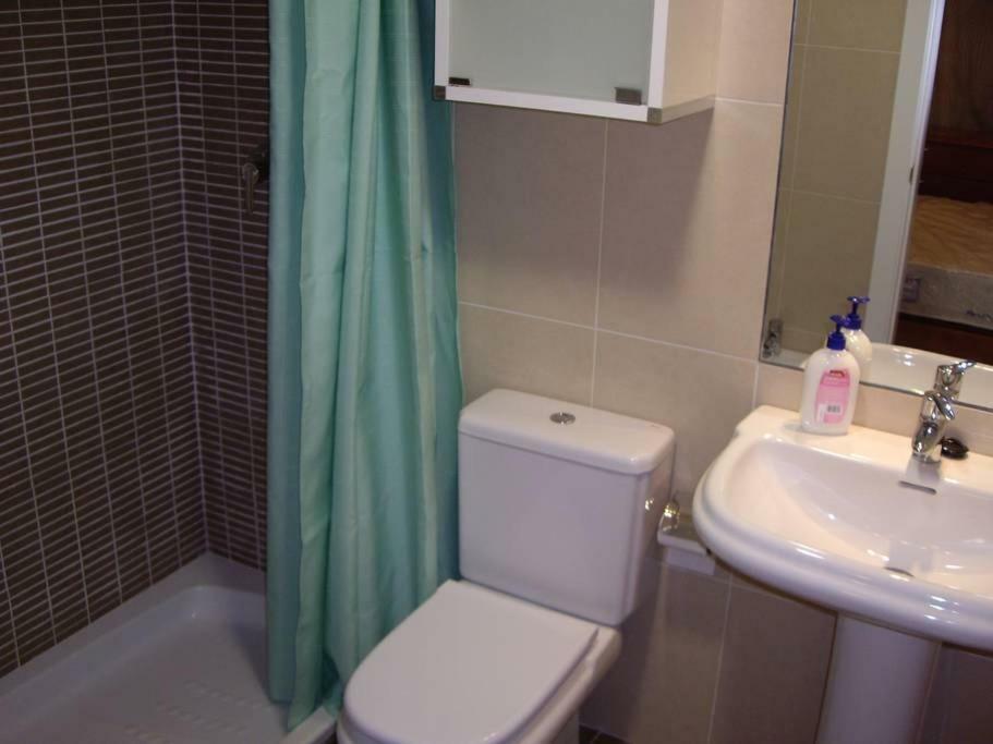 Apartment A / A 4Pax Near The Beach Málaga Eksteriør bilde