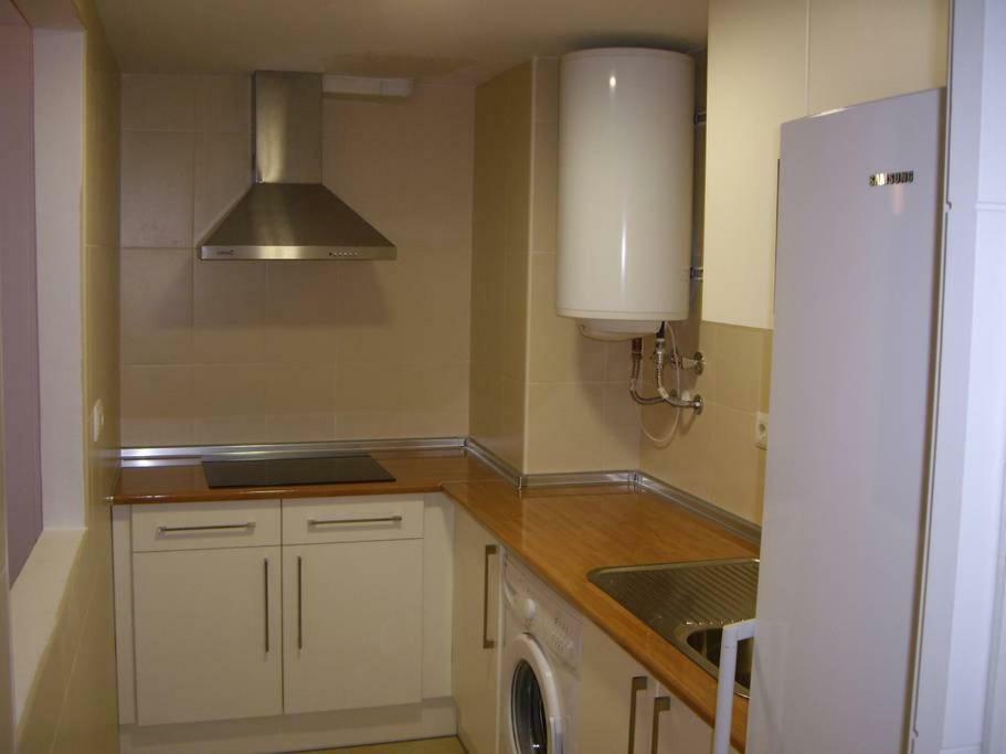 Apartment A / A 4Pax Near The Beach Málaga Eksteriør bilde